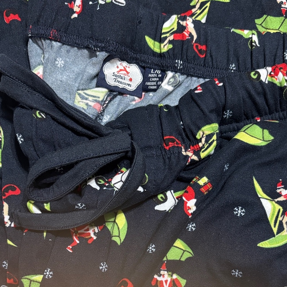 Men’s  Pajamas - Black with Green and Red Accents Large NWT
